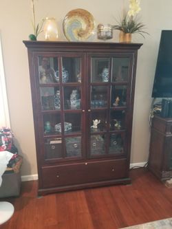 Display Cabinet
