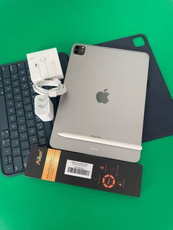 128GB Apple IPad Pro 11” 4th Generation (2022 Model / M2 chip ) with Keyboard, pen & Accessories (256gb /512GB)
