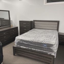 GORGEOUS, STURDY Bedroom Set at an AMAZING PRICE!