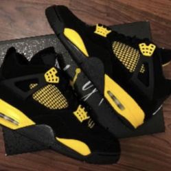 Jordan 4 Retro Yellow Thunder sz6.5Y