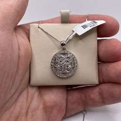 Stunning Diamond & Gold Necklace (0.38 C.t) Cert!