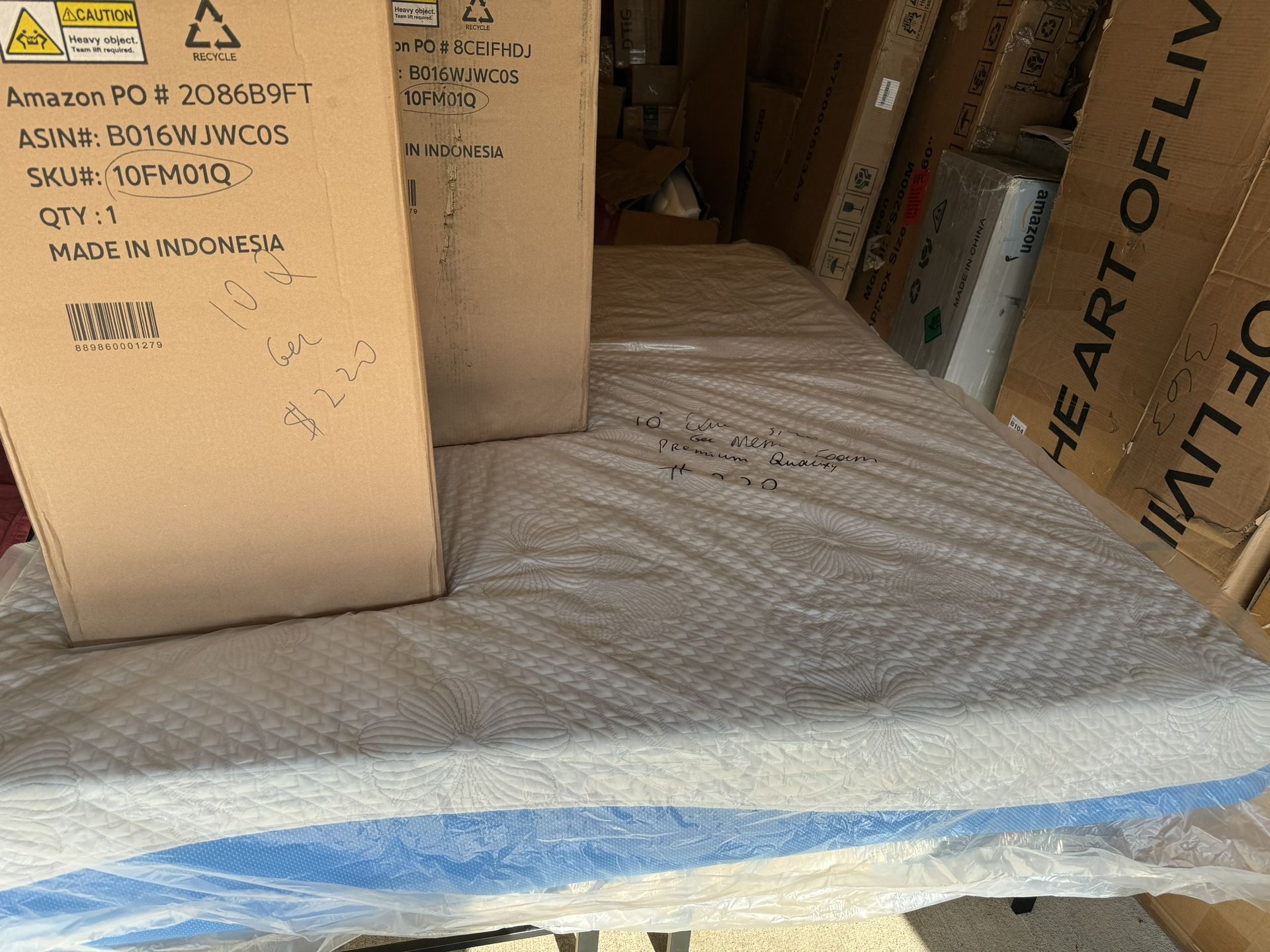 Gel Memory Foam Mattress In A Box Brand New $220 Or $300 With Platform Bed Frame Included
