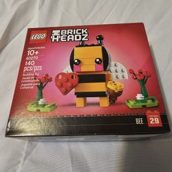 LEGO Brickheadz: Valentine's Bee (40270) Seasonal 29