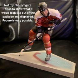 2000 McFarlane Toys NHLPA #88 Eric Lindros, Series 2 Sports Picks Sealed Package