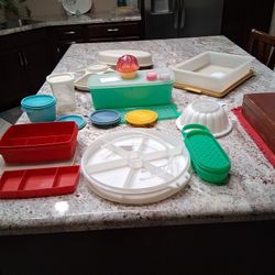 Miscellaneous Tupperware-Make Offer
