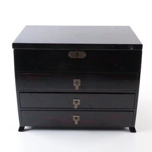 Vintage Style Wood Jewelry Box with Mahogany Finish