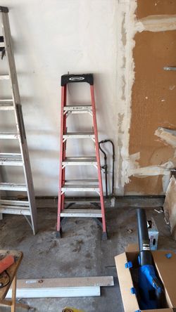 6FT Fiber Glass Ladder