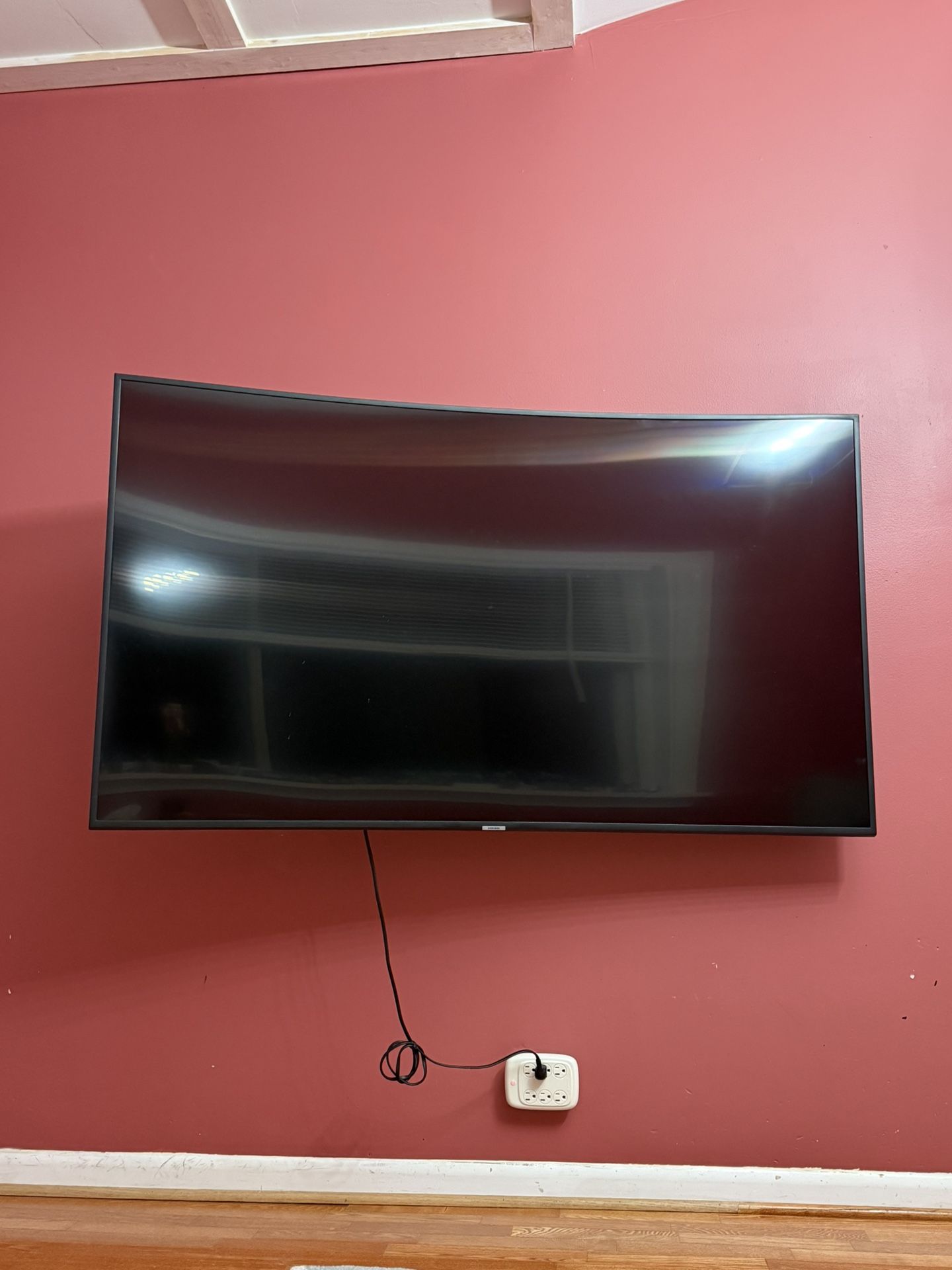 Samsung 59" Curved Crystal UHD 4K Smart TV