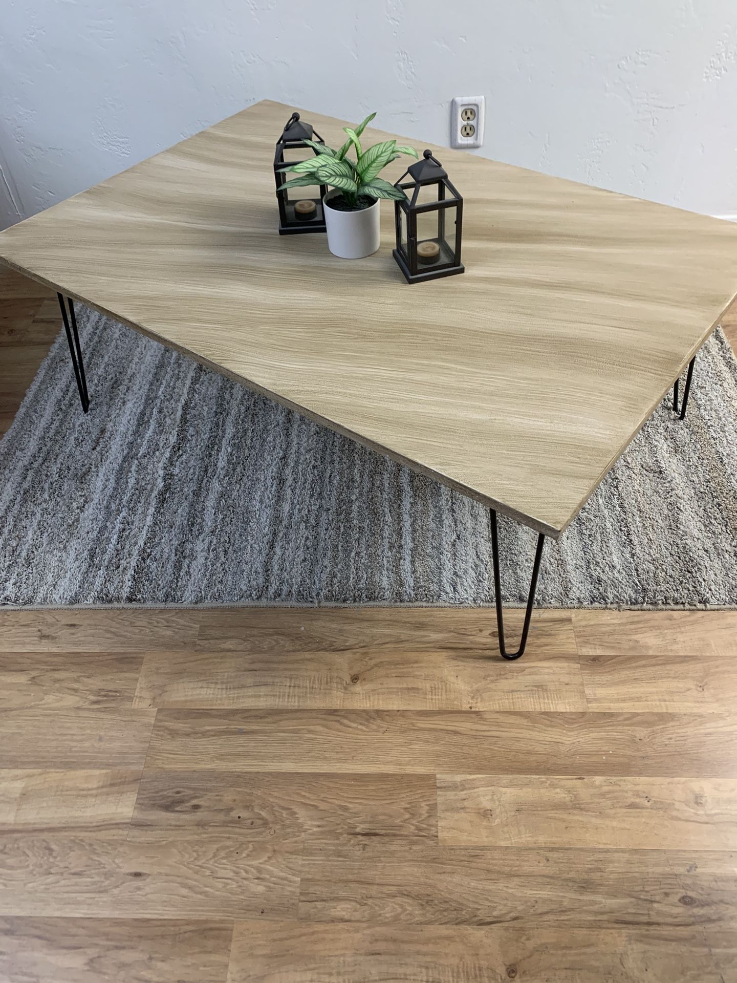 Beautiful Custom Modern Coffee Table!