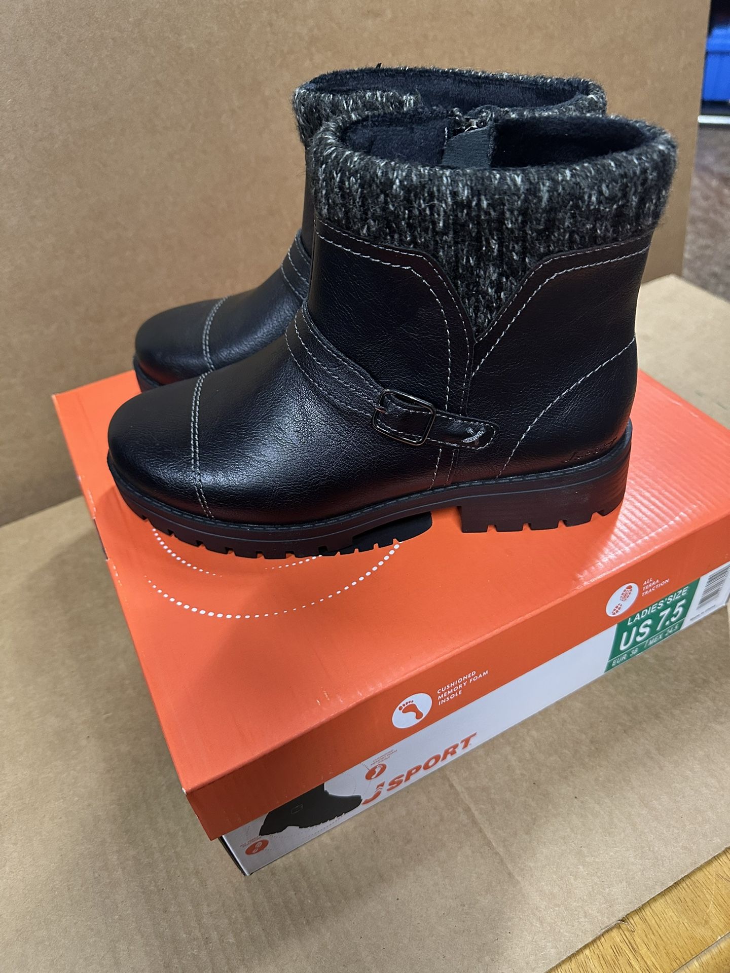 BNB Winter Boots For Women Size 7,5 In Black