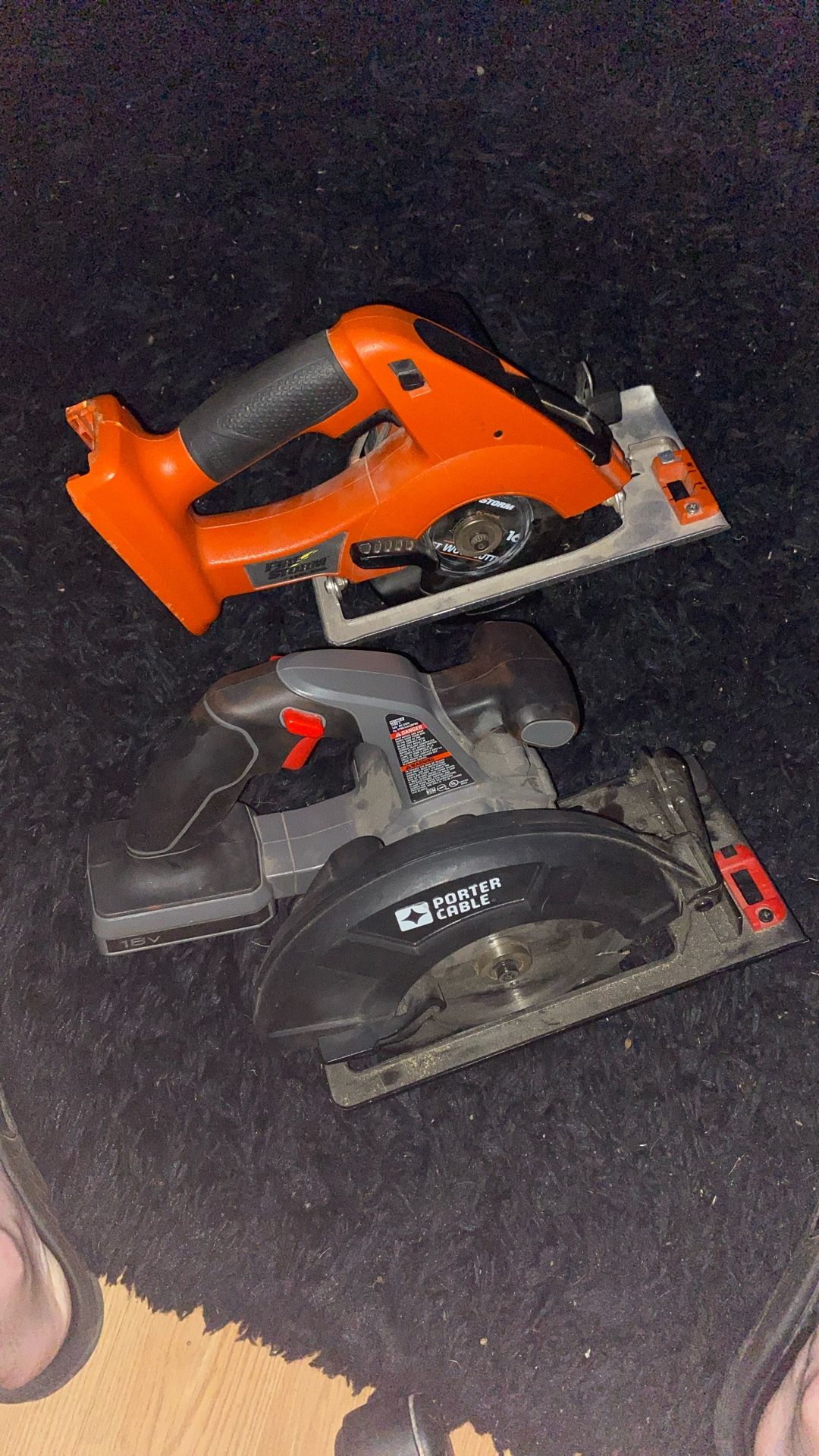 Black & Decker / Porter Cable Skil Saw(THROW A PRICE)