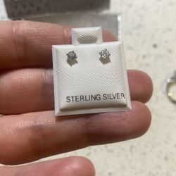 .25 Ct Diamond Studs 