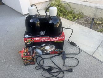 Zoo Med Mini Dome Light With Misc Lamp And Bulbs