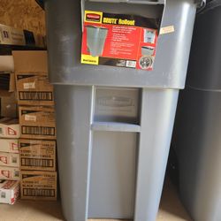 Rubber Made Trash Can 