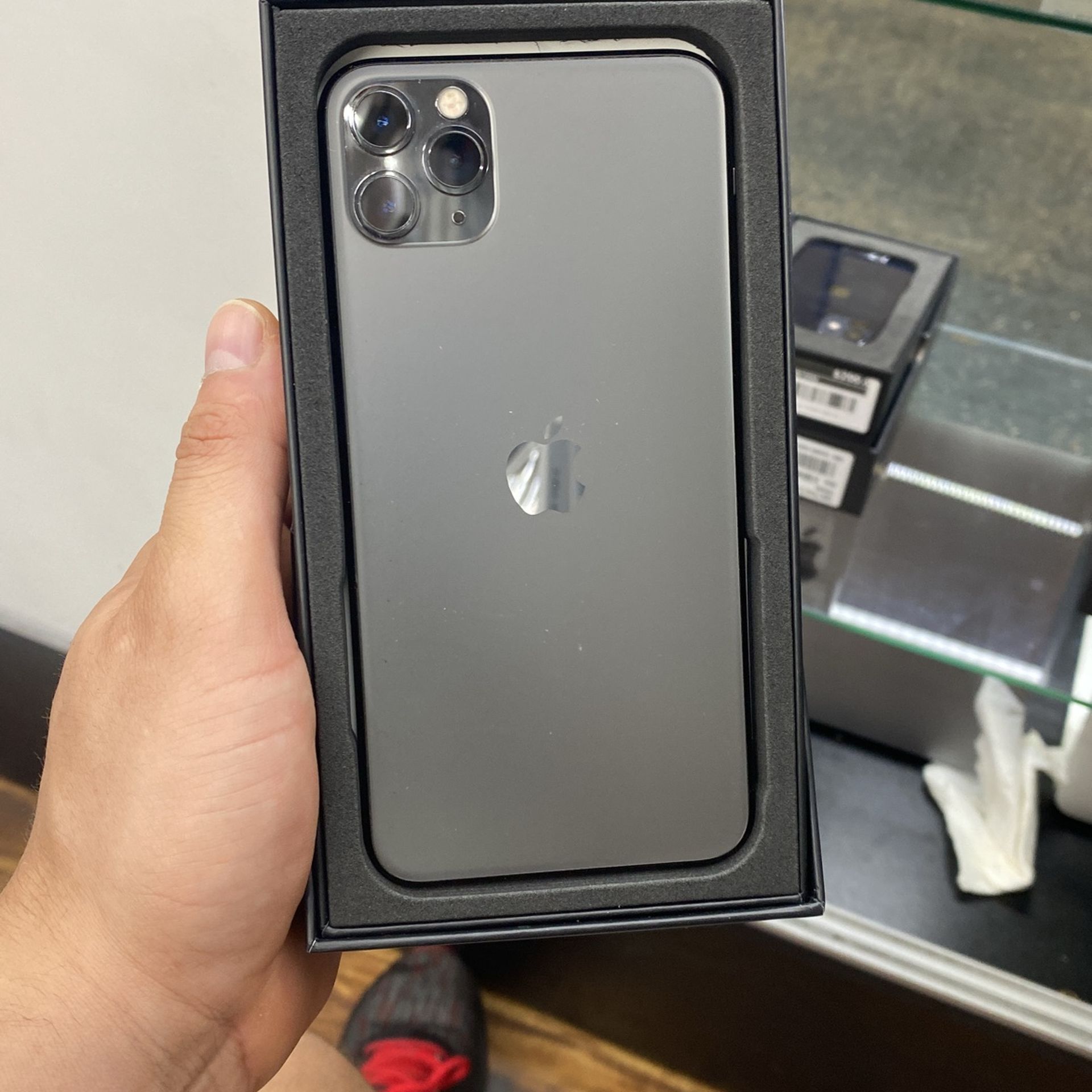iPhone 11 Pro Max 64 Gb Unlock