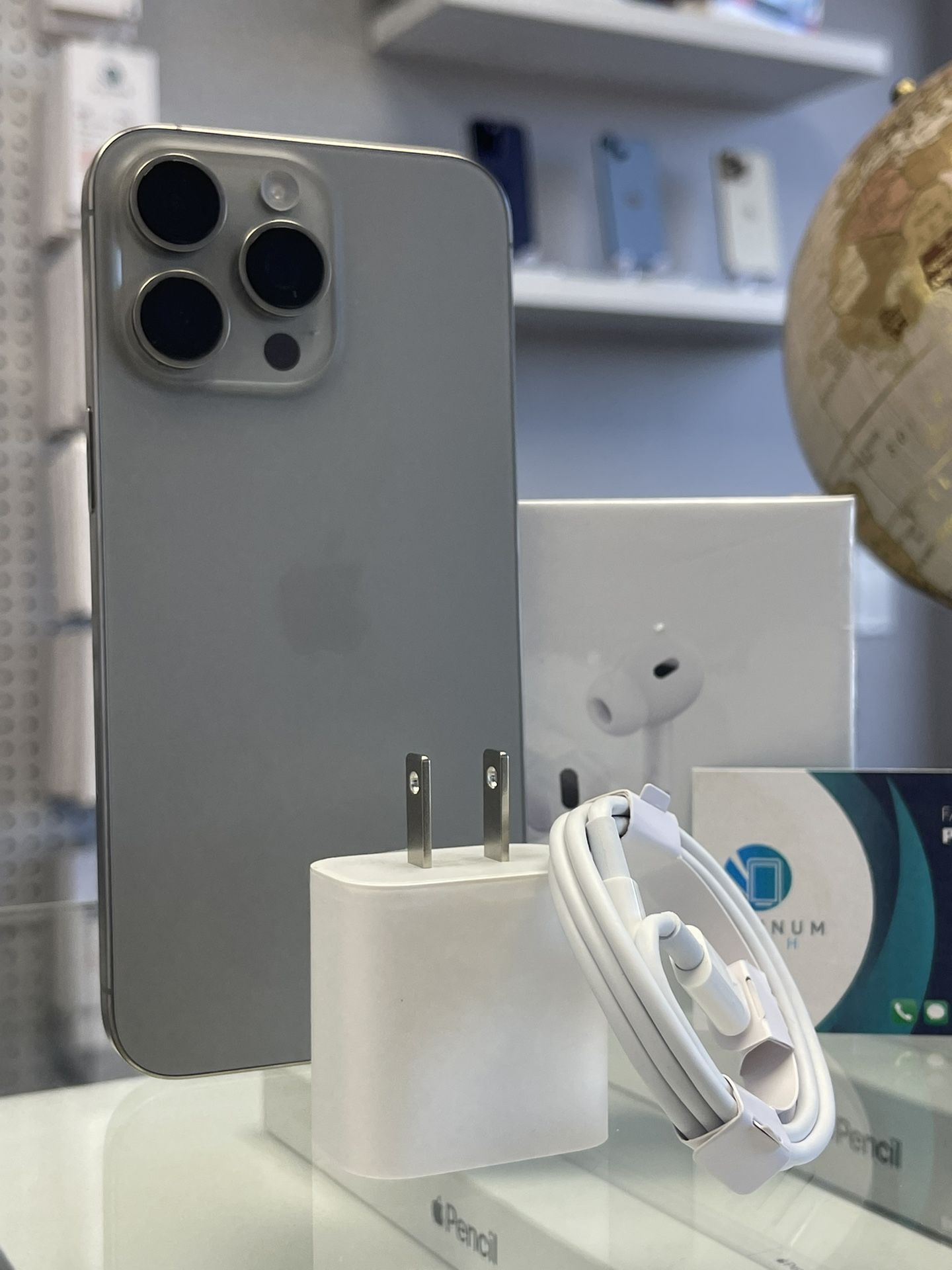iPhone 15 Pro Max 256Gb Natural Titanium CLEARANCE