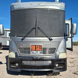 2005 Gulfstream with 8.1L engine. It has4 slide outs and only 35,000 miles on it. Too many options to list. Message me for more info. Runs and drives 