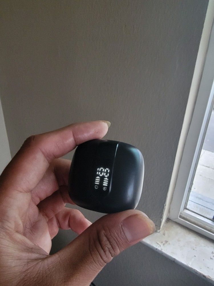 $4 Earbuds In Box (Tozo)