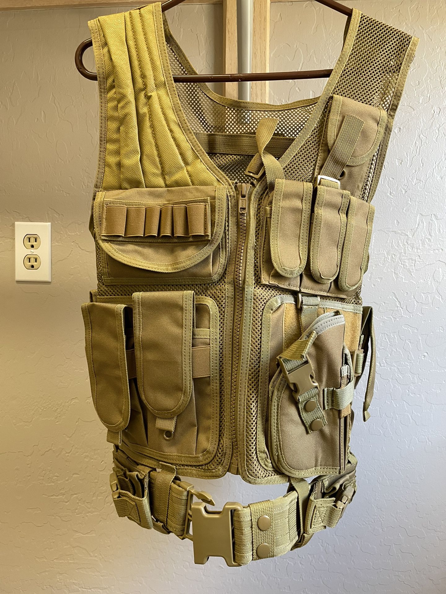 Tactical vest Quick Release  Hunting / Training 