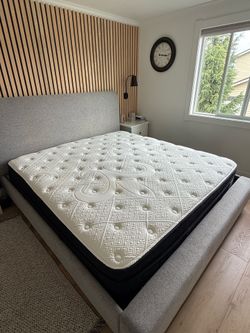 LUX ESTATE KING MATTRESS