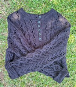 Black knitted sweater