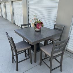 Dining Table Set 
