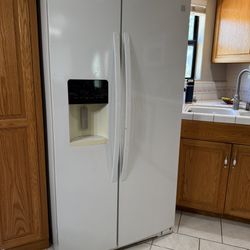 Fridge — $125