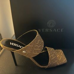 NEW Versace BEIGE Logo Heeled Mules – $400 OBO