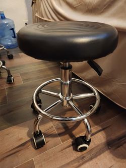 NEW Topline rolling stool ,black, 6 available
