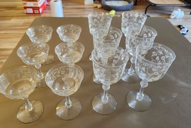 Fosteria Morning Glory 6 water goblets and 6 champagne glasses.