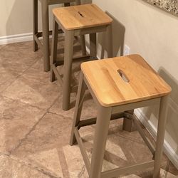 Bar Stools 