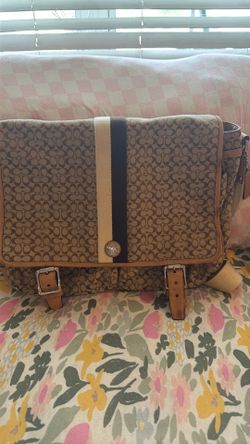 Coach Signature Voyager Messenger Bag
