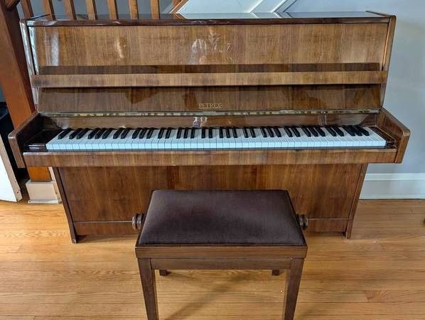 Petrof upright piano | Hand Built In Czech Republic | Just Tuned