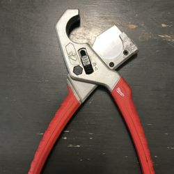 Milwaukee 48-22-4204 PEX / Tubing Cutter w/ Double Ground Steel Blade