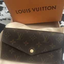 Louis Vuitton Wallet