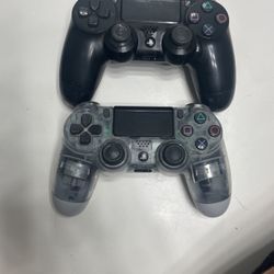 2 PS4 Controllers 