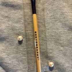 BodyoGraphy Fluff Eye Brush *New
