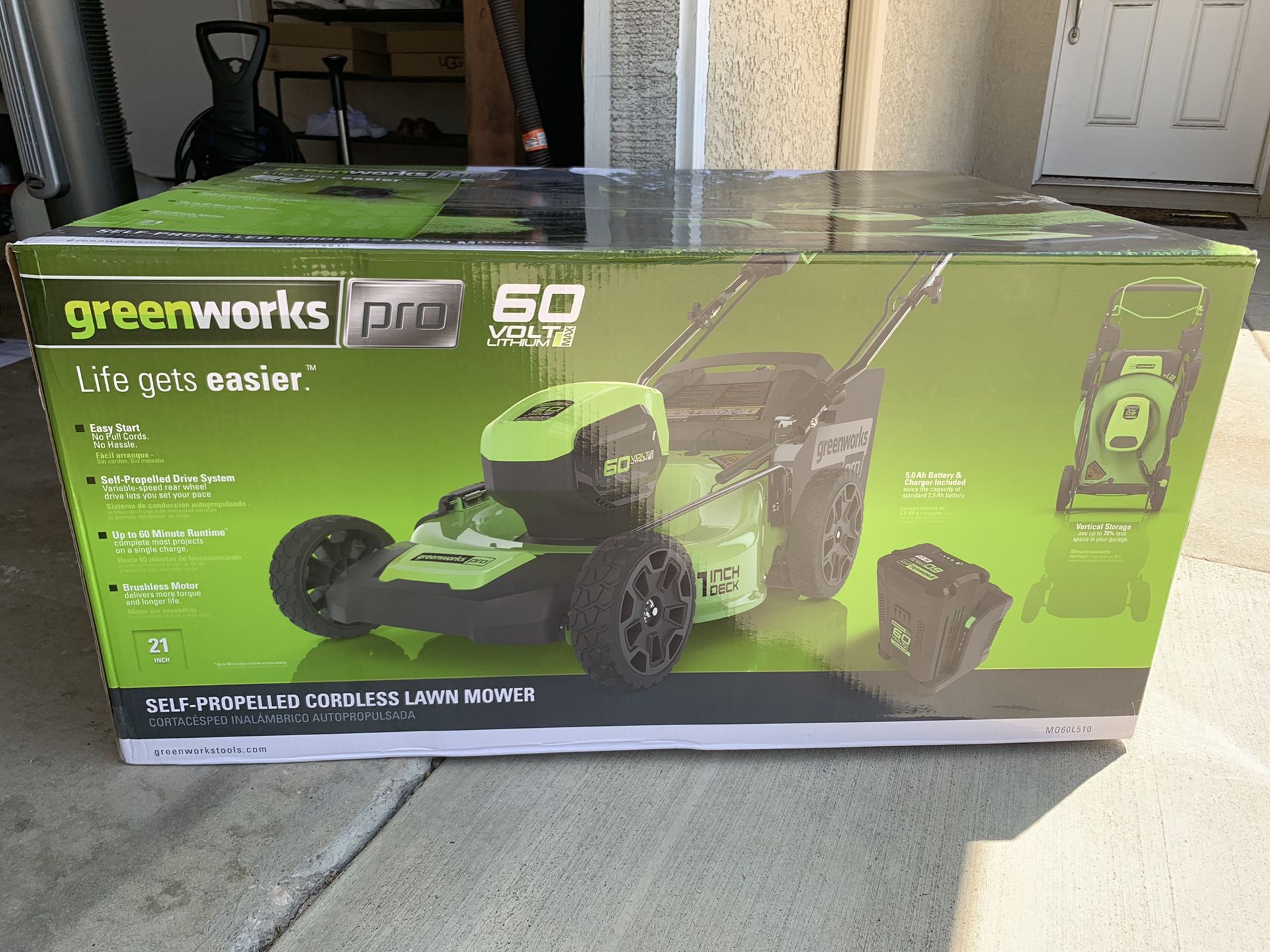 NEW Greenworks 60v self-propelled brushless electric lawn mower in unopened box