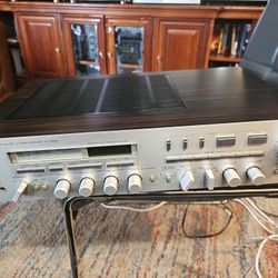 Yamaha  Vintage  Receiver R1000