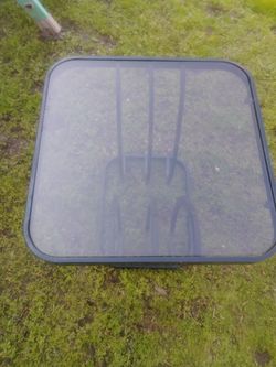 COFFEE TABLE -MESITA DE CENTRO