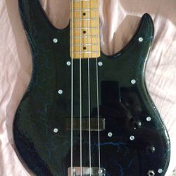 Peavey Bass Guitar