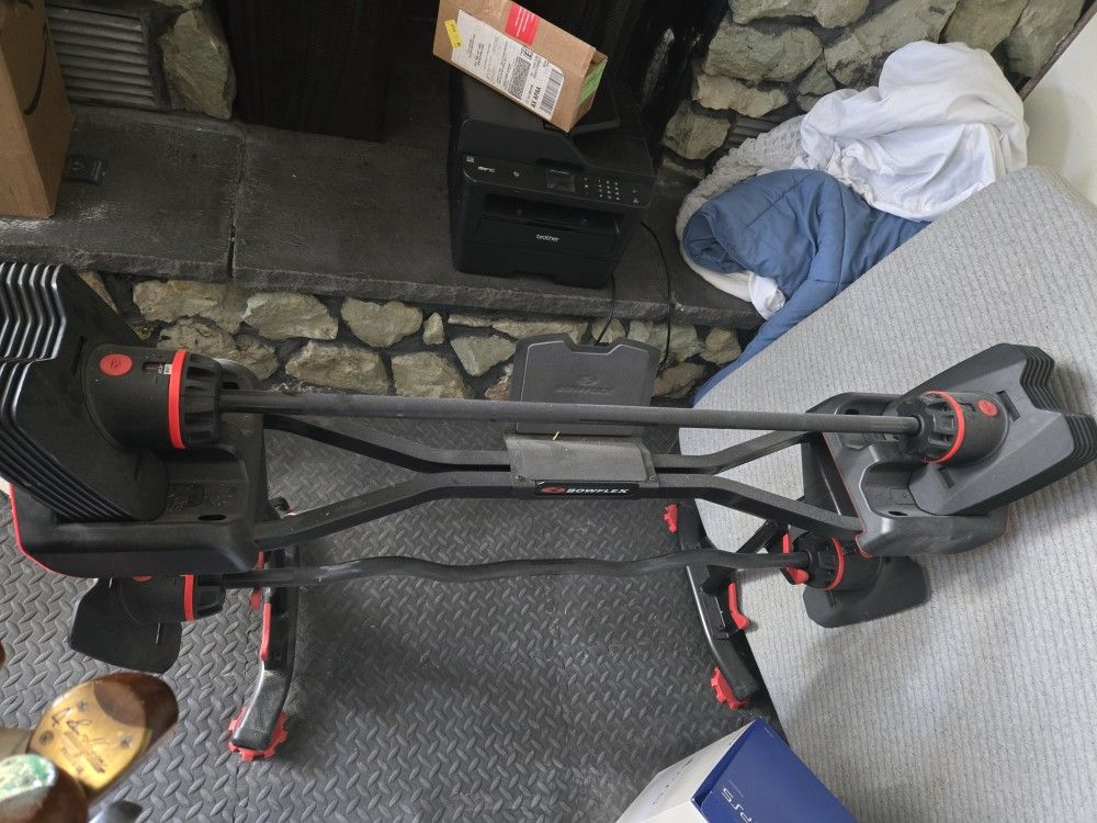 Bowflex Selecttech Adjustable Barbell