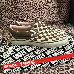 RARE Vintage VANS “Off The Wall”- Earth/Blush Classic Checkered Slip-Ons