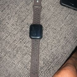 Apple Watch Series 7 45mm