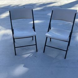 Lifetime folding chairs
