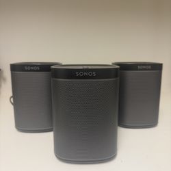 3 Sonos One (Gen 1)