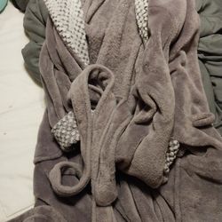 Xl Women's Robe 