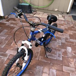 Mountain bike Read Description