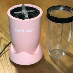 Nutribullet pro 900 for Sale in Columbia, SC - OfferUp