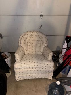 Accent Chairs